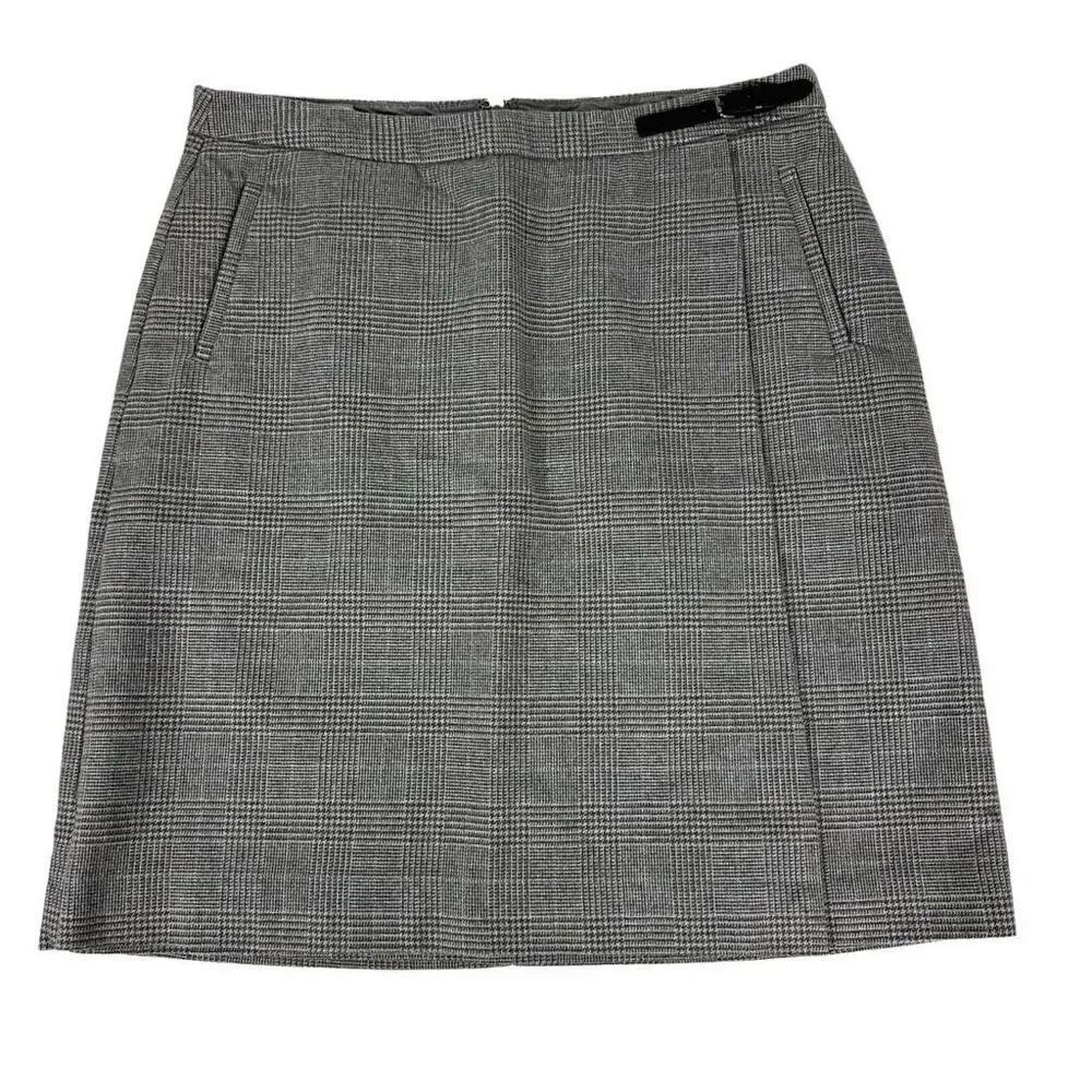 L.L. Bean Classic Fit Faux Wrap Skirt Gray Plaid size 10 Regular